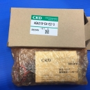CKD                          
電磁閥
4GA219-C4-E2-3