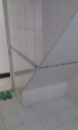 淋浴間玻璃的水垢如何清除
