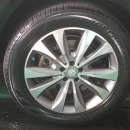 單邊磨損更新定位-權鴻汽車輪胎定位保修