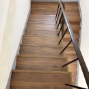 樓梯木地板